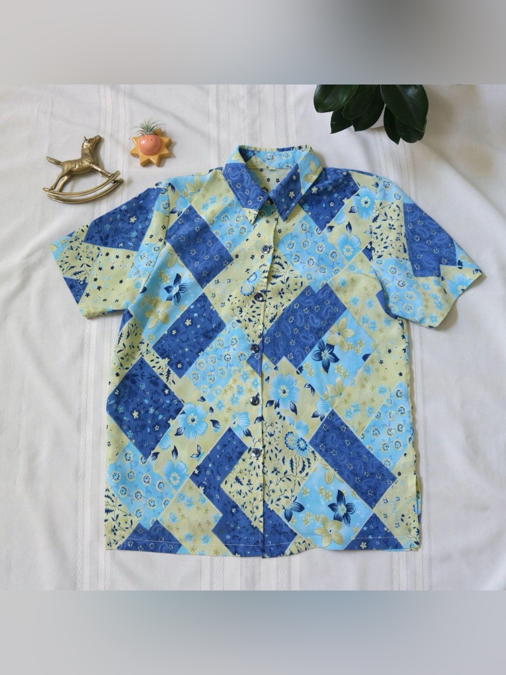 Blue floral patchwork patterned button down blouse - Picture 2 of 7